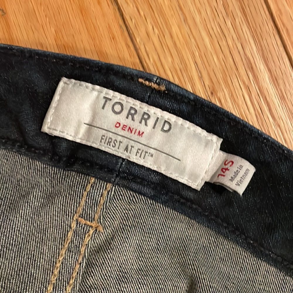 Torrid 14S Denim pants 🌻 - Picture 3 of 7